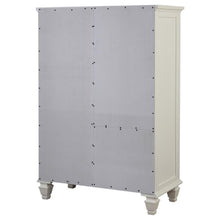 Sandy Beach - Man's Chest with Concealed Storage