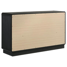 Cavelle - 6-Drawer Dresser