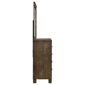 Woodmont - 8-Drawer Dresser