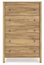 Bermacy - Light Brown - Five Drawer Chest