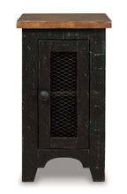 Valebeck - Chair Side End Table - Black / Brown