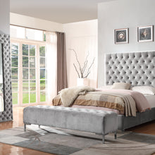 Lacey - King Bed Kit - Silver Gray