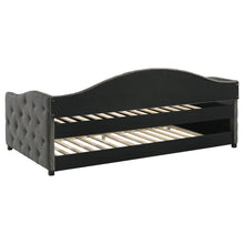 Sadie - Upholstered Daybed With Trundle
