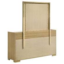 Hyland - 6-Drawer Dresser