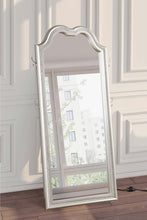 Evangeline - Full Length Led Floor Mirror - Silver Oak