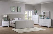 Wren - Upholstered Platform Bed