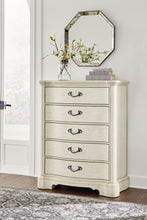 Arlendyne - Antique White - Five Drawer Chest