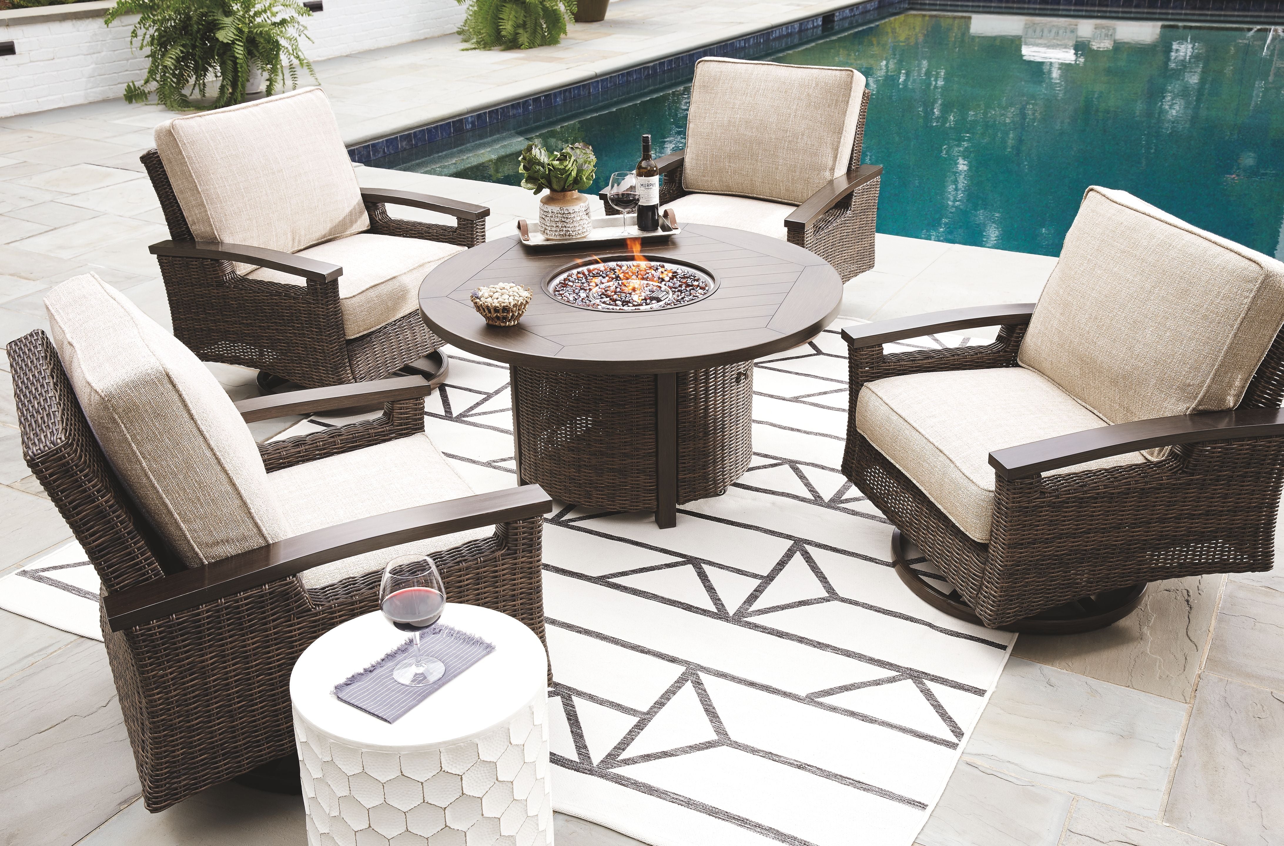 Paradise Trail Medium Brown 5 Pc. Conversation Set With 4
