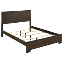 Edmonton - Panel Bed