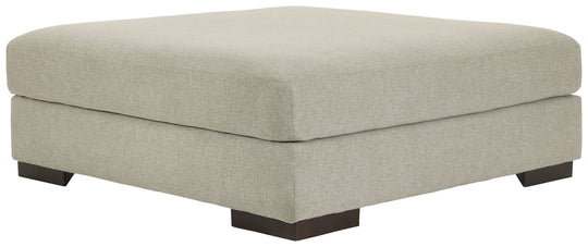 Lyndeboro - Oversized Accent Ottoman - Wicker